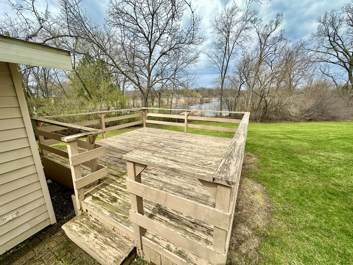 26372 W Prospect Avenue, Antioch, IL 60002