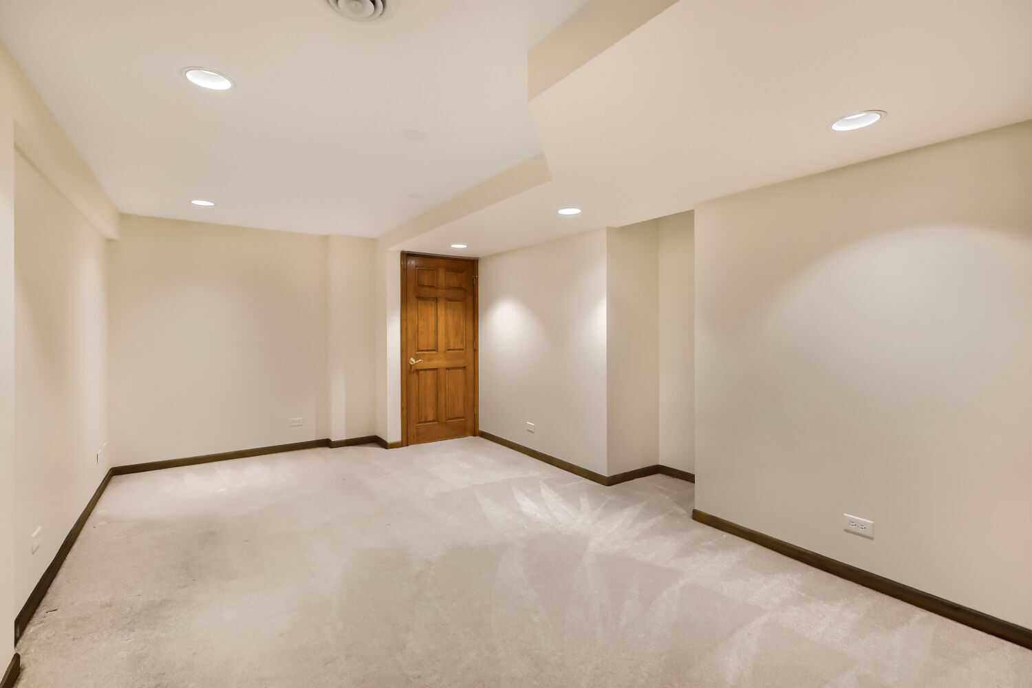 959 Heathrow Lane, Naperville, IL 60540