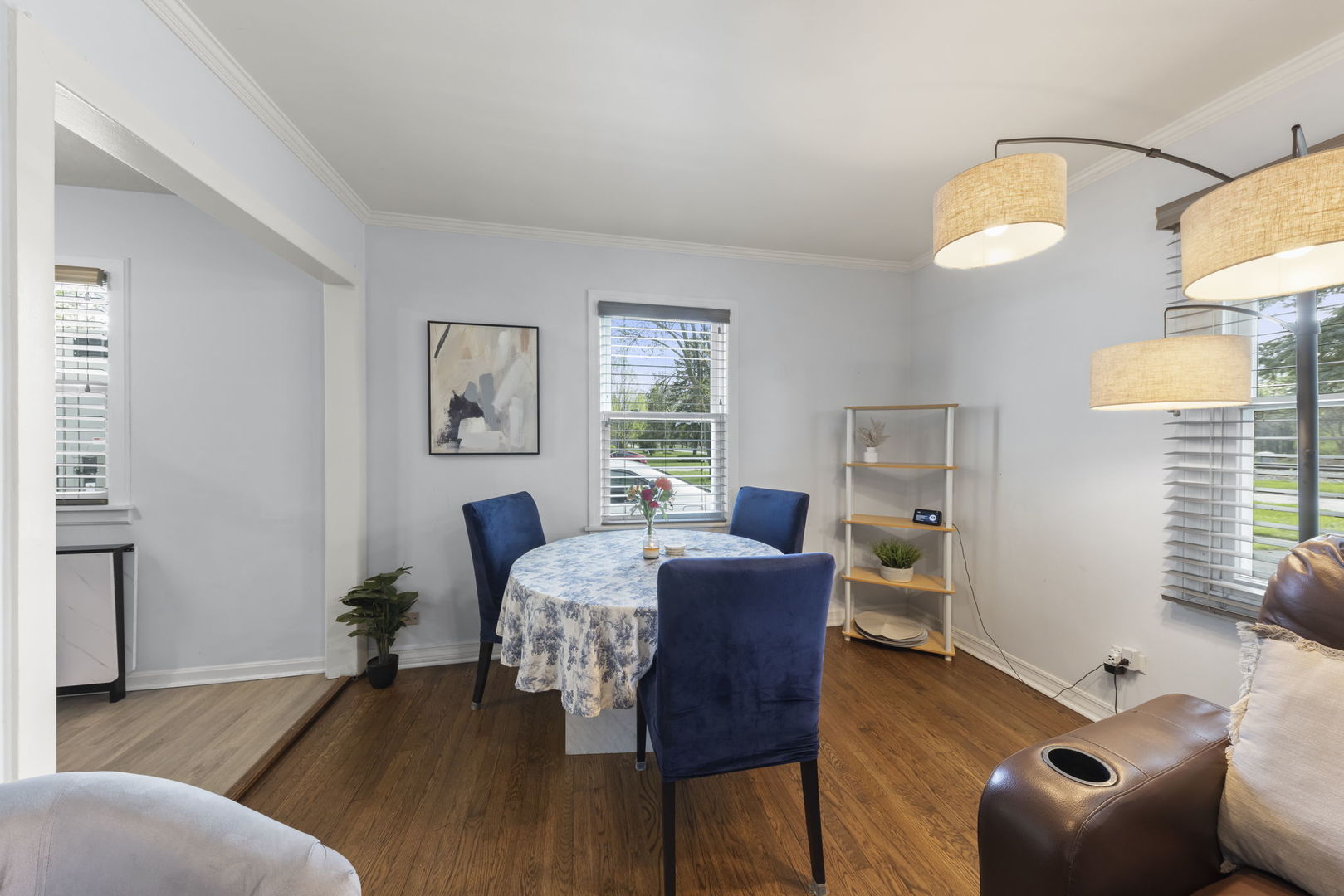 1335 College Avenue, Wheaton, IL 60187