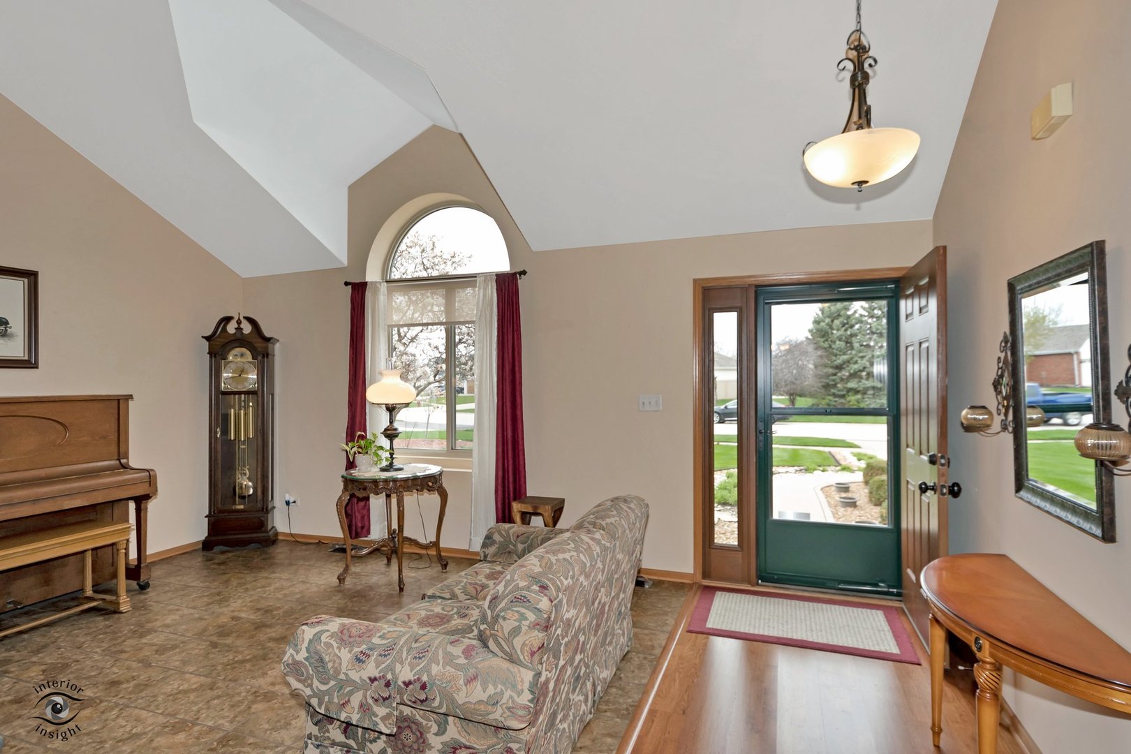 226 Hancock Drive, New Lenox, IL 60451