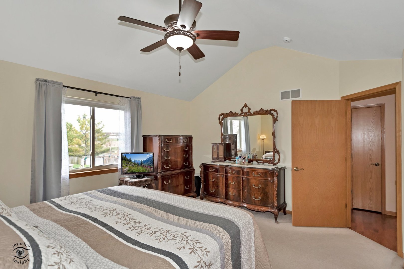 226 Hancock Drive, New Lenox, IL 60451