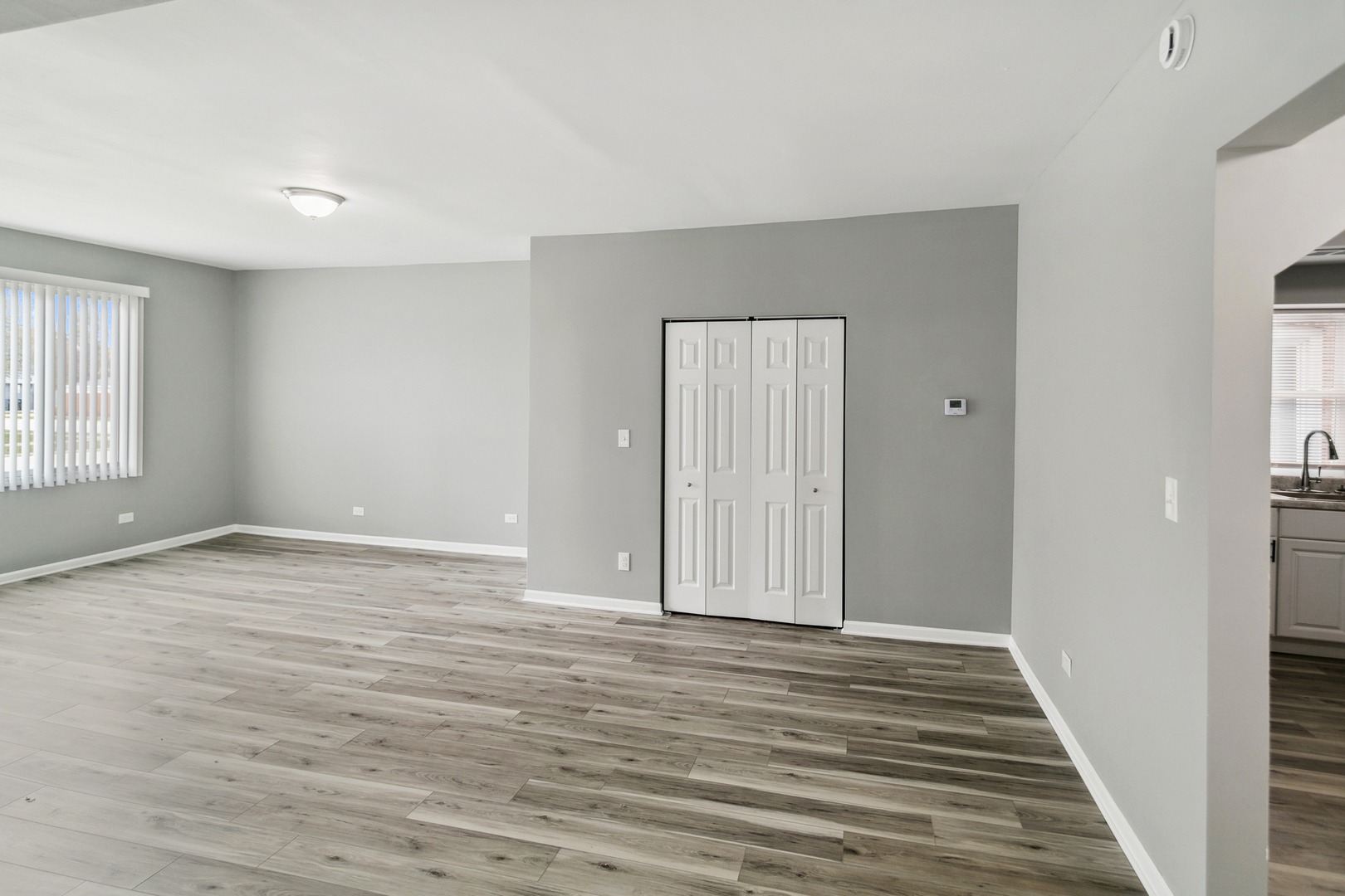 9305 S Homan Avenue #1, Evergreen Park, IL 60805