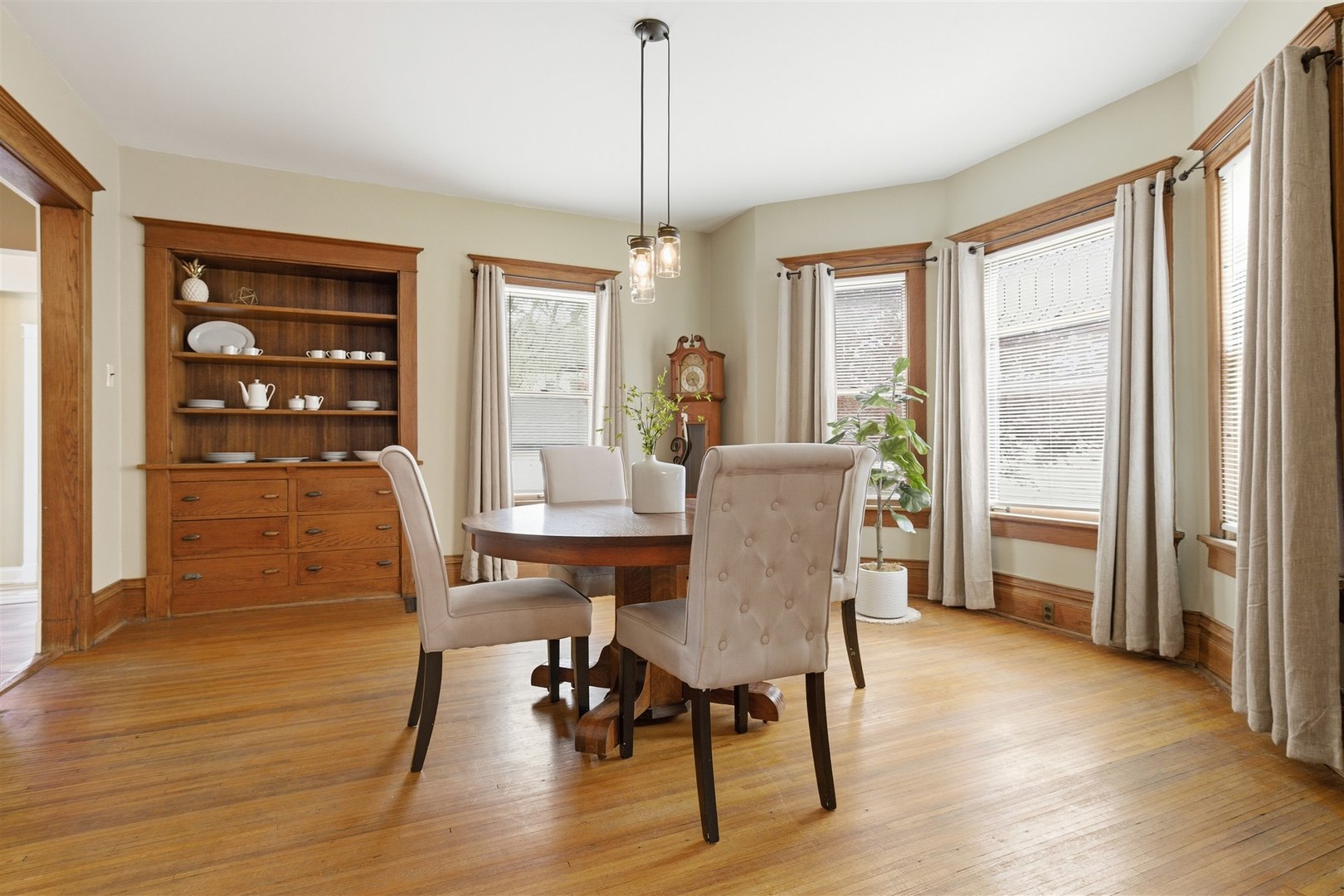 766 N Mill Street, Pontiac, IL 61764