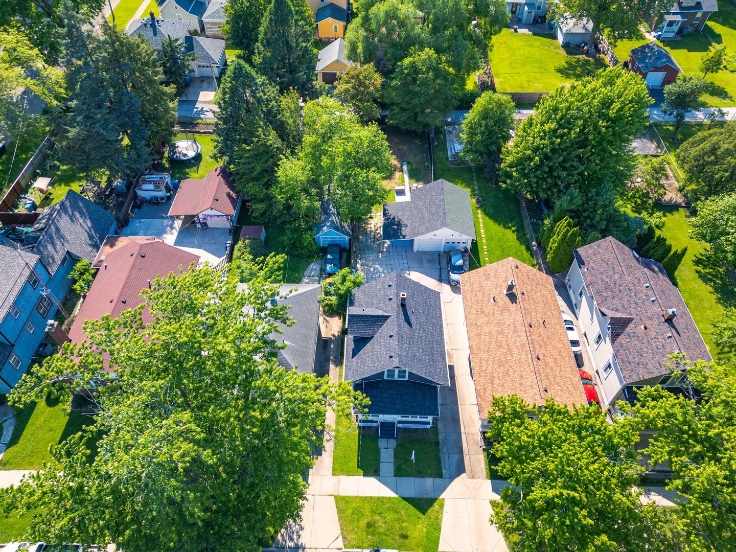 637 S SPENCER Street, Aurora, IL 60505