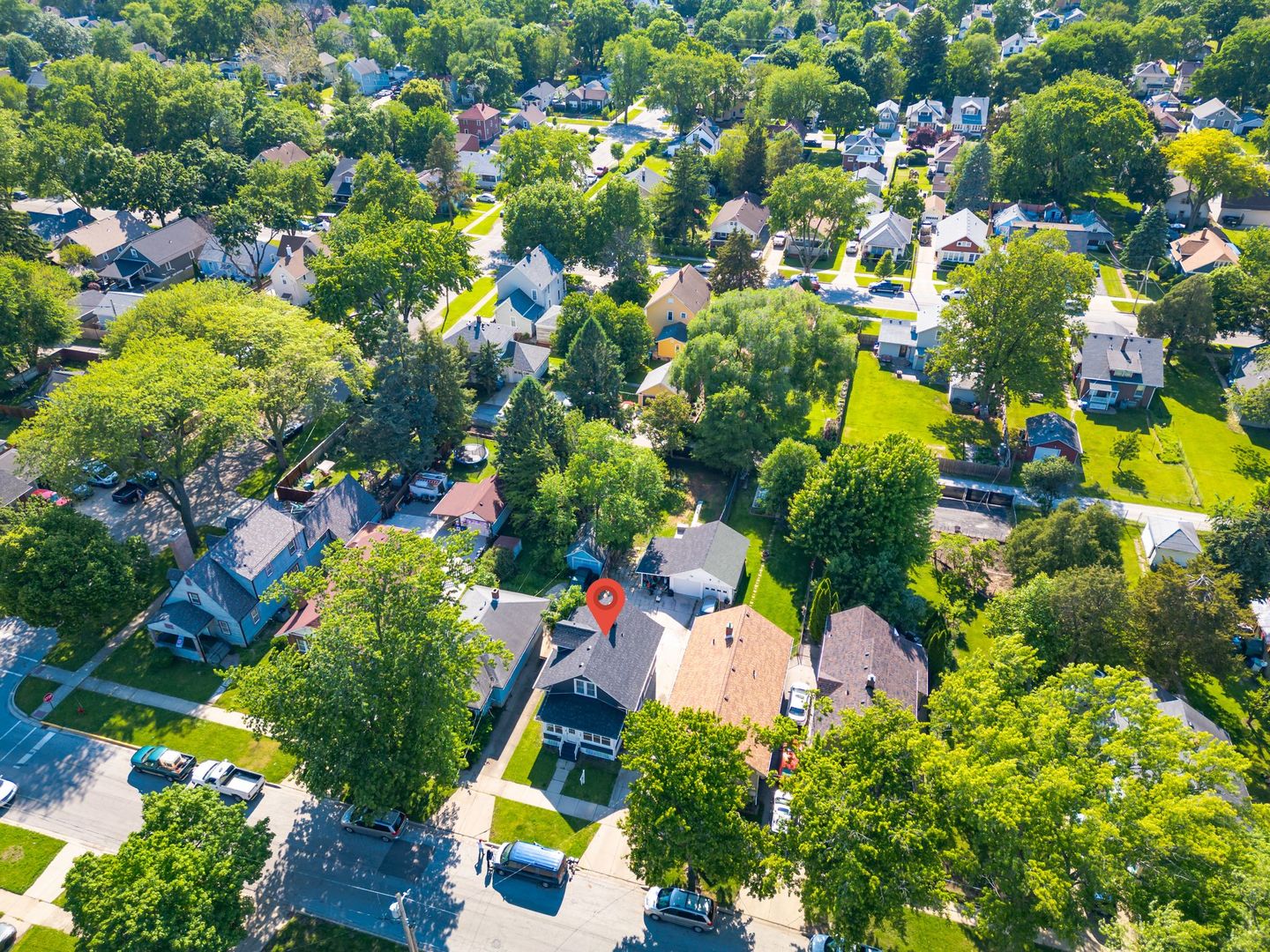 637 S SPENCER Street, Aurora, IL 60505