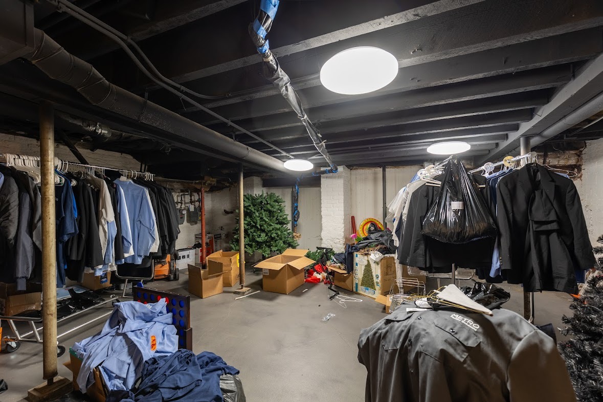 827 N Milwaukee Avenue, Chicago, IL 60642