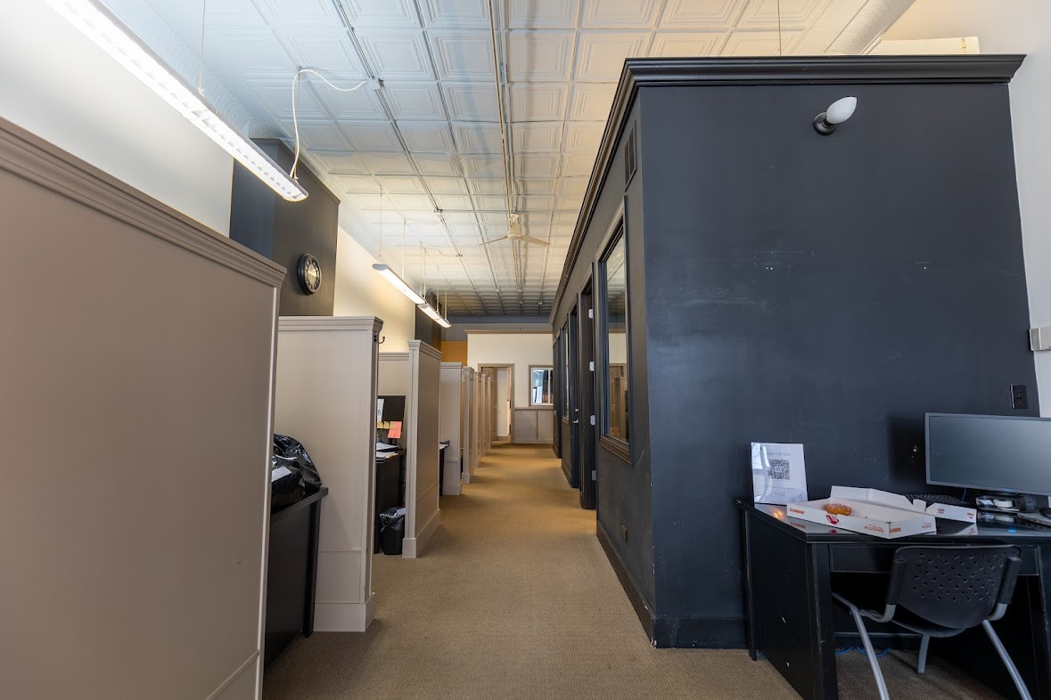 827 N Milwaukee Avenue, Chicago, IL 60642