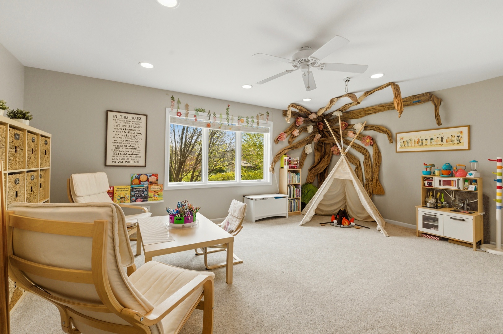 2316 Beauport Drive, Naperville, IL 60564