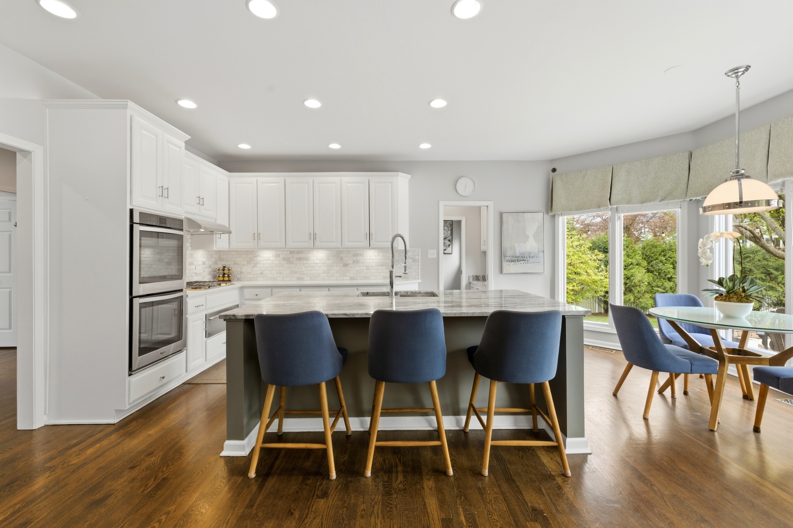 2316 Beauport Drive, Naperville, IL 60564