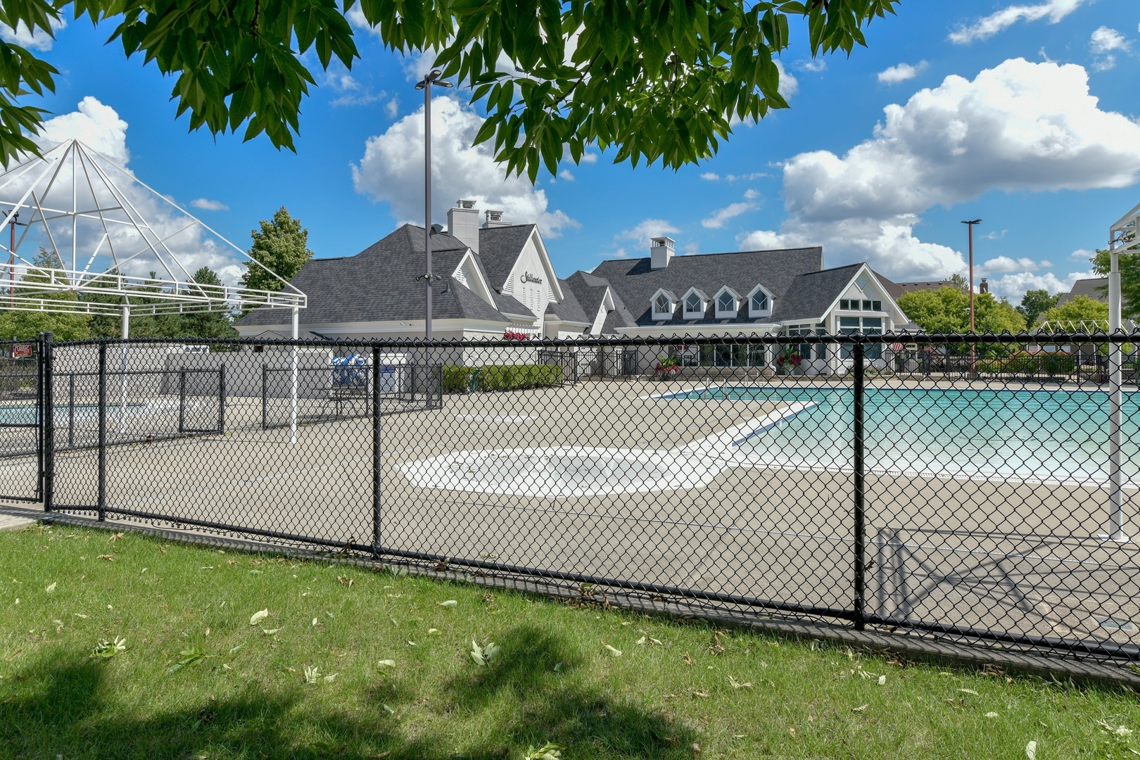 2316 Beauport Drive, Naperville, IL 60564