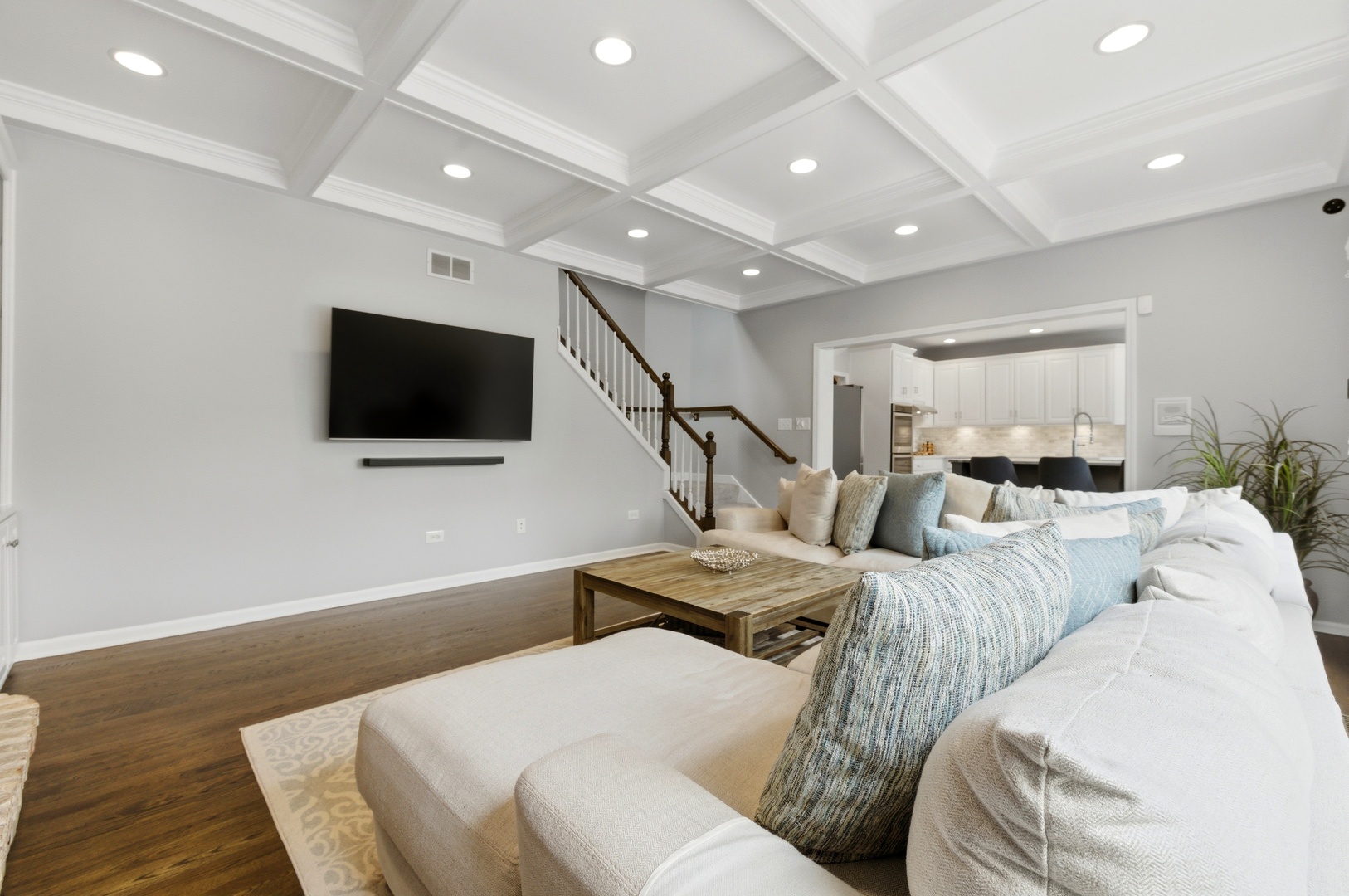 2316 Beauport Drive, Naperville, IL 60564