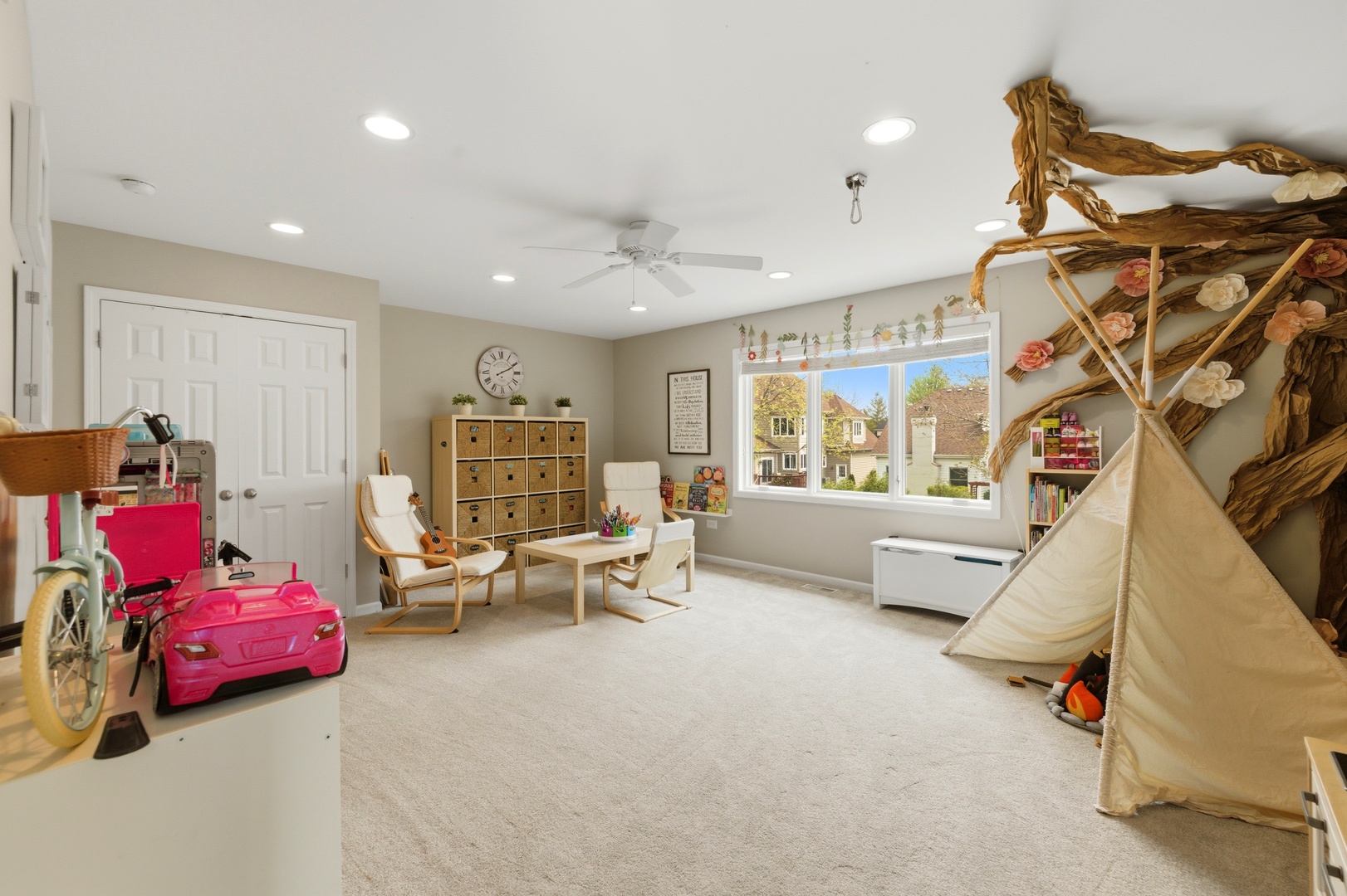 2316 Beauport Drive, Naperville, IL 60564