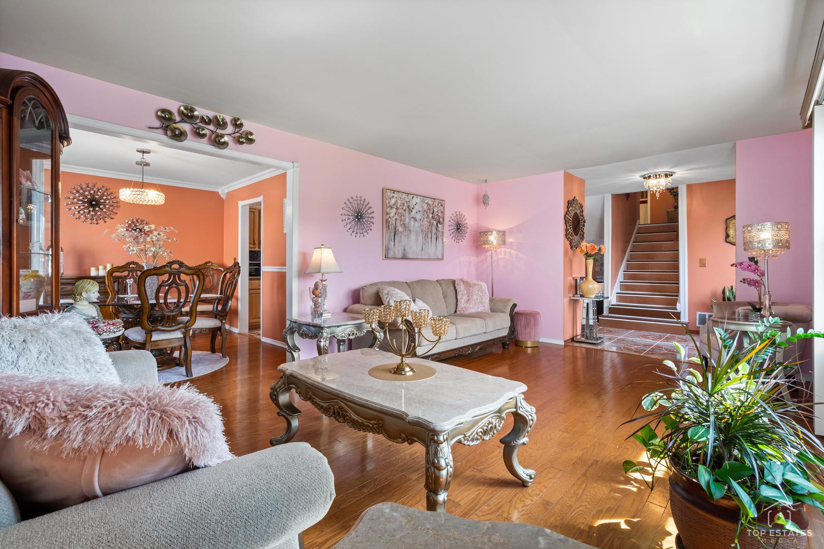 176 Appleby Drive, Glendale Heights, IL 60139