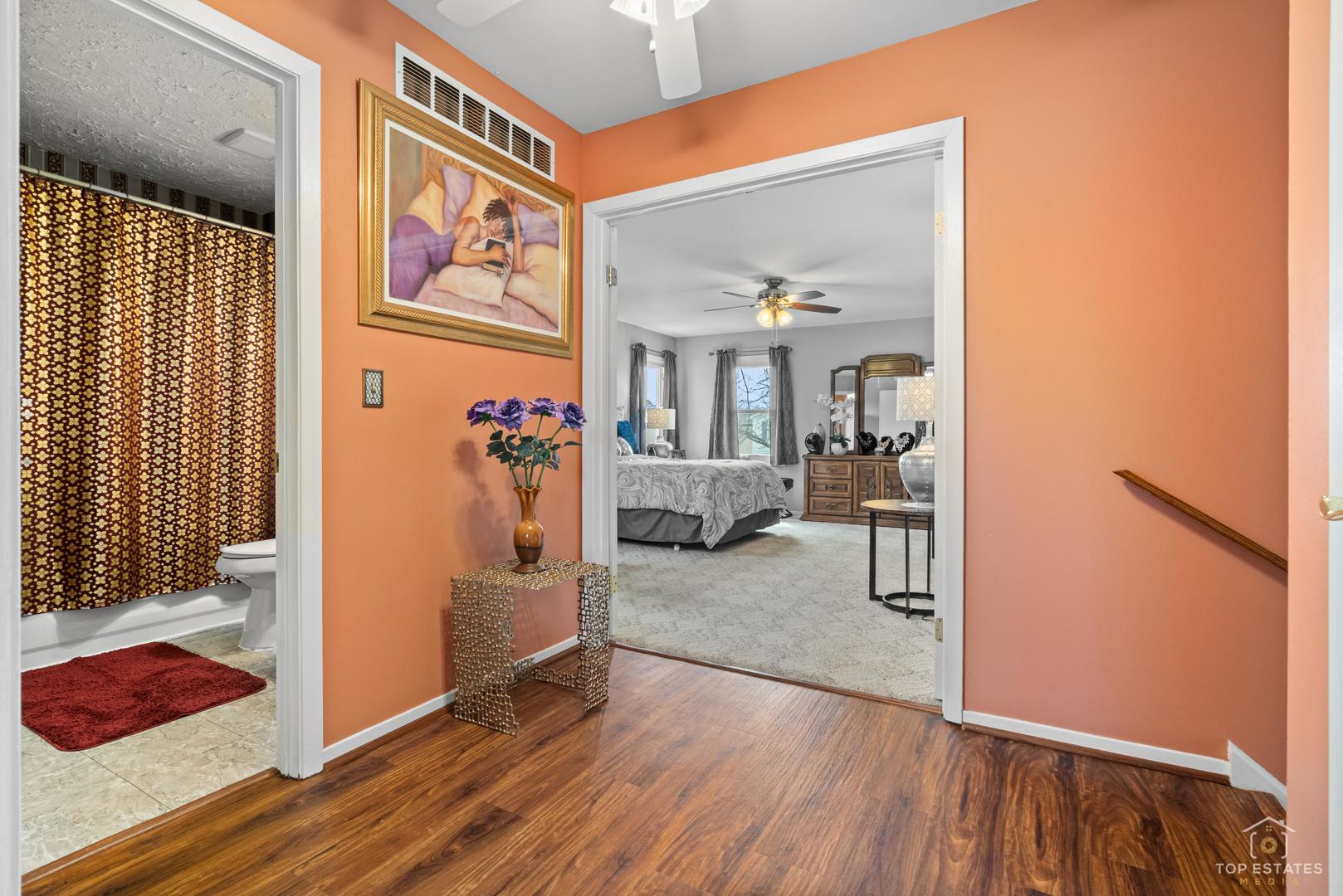 176 Appleby Drive, Glendale Heights, IL 60139