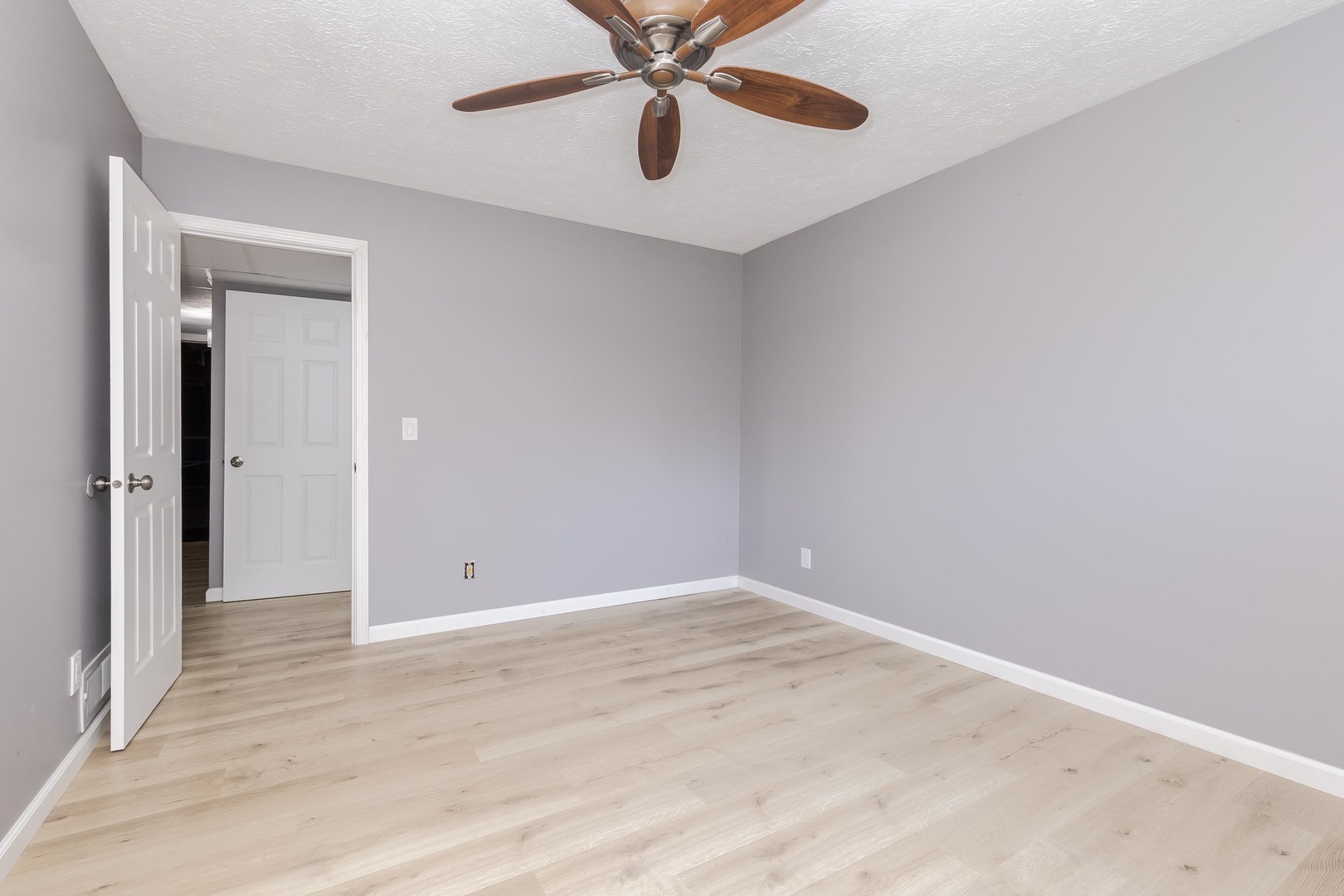 3312 N 1475 East Road, Heyworth, IL 61745