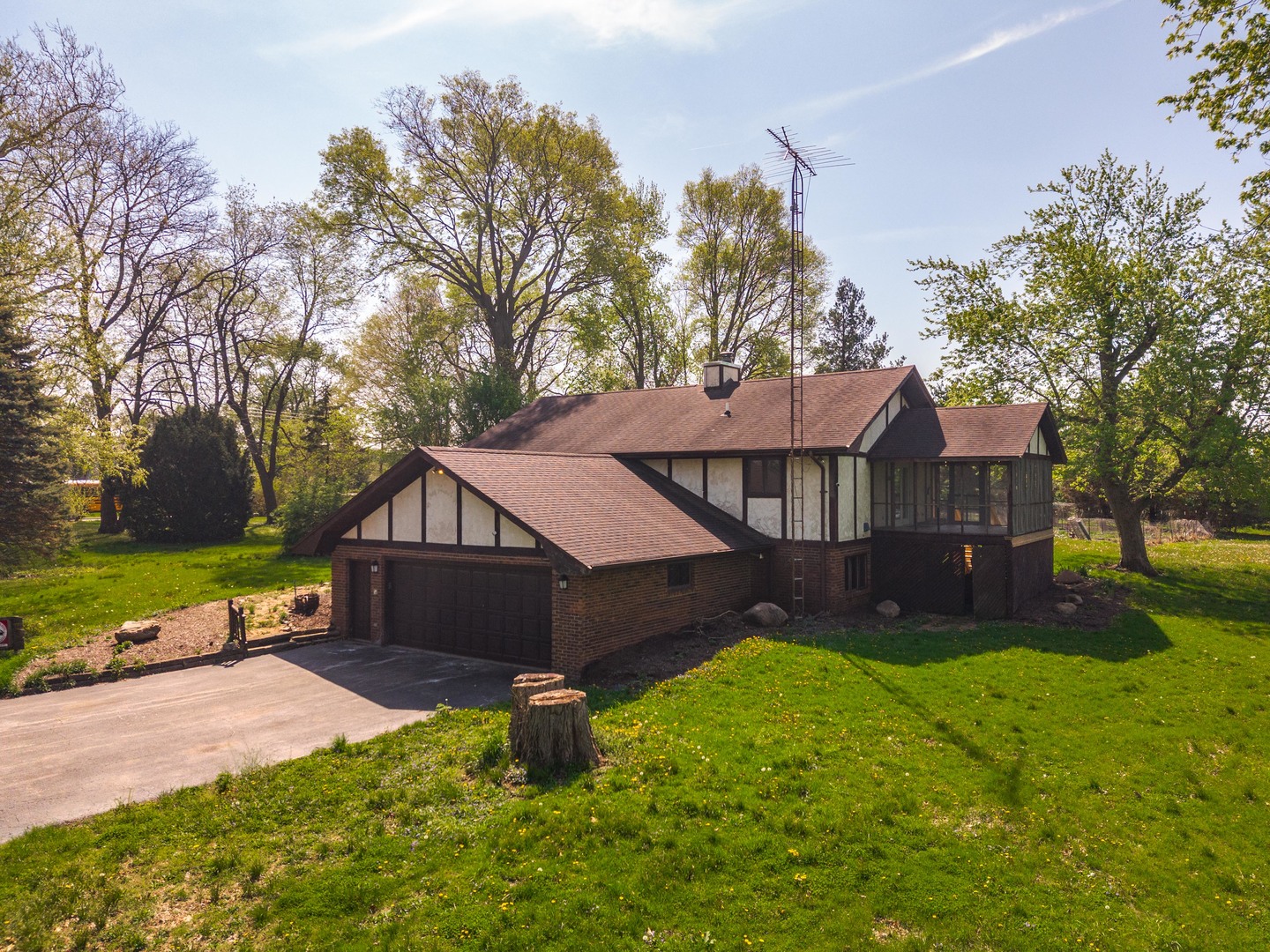 3312 N 1475 East Road, Heyworth, IL 61745