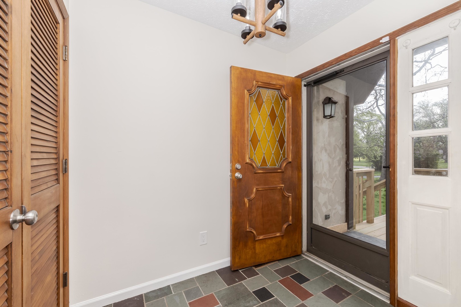 3312 N 1475 East Road, Heyworth, IL 61745