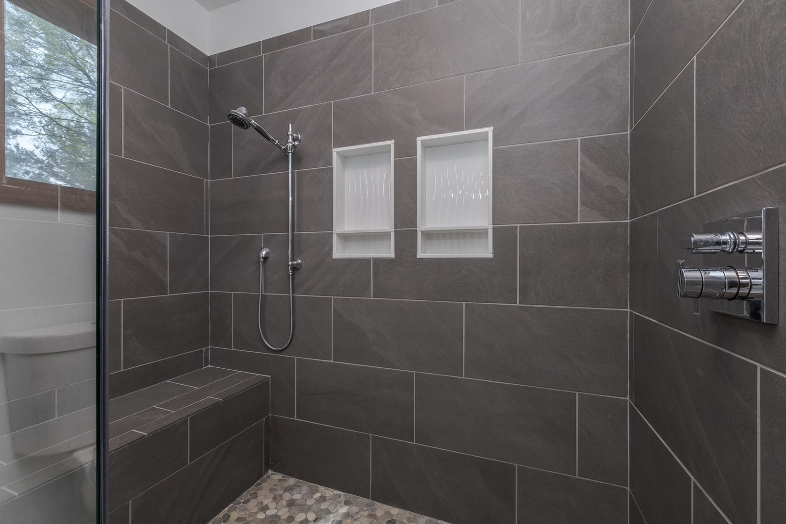 3312 N 1475 East Road, Heyworth, IL 61745