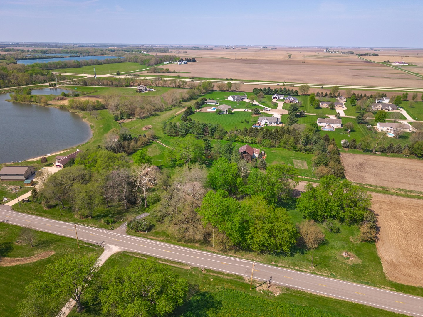 3312 N 1475 East Road, Heyworth, IL 61745