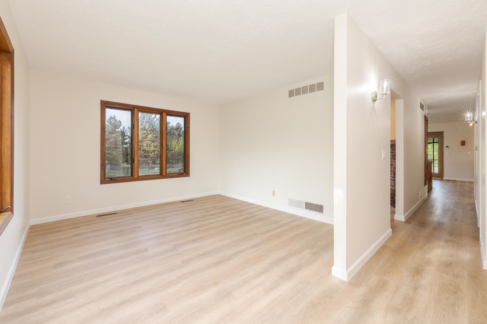 3312 N 1475 East Road, Heyworth, IL 61745