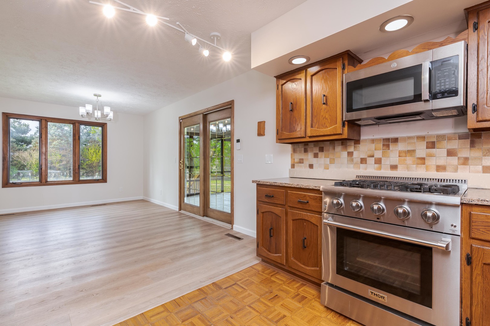 3312 N 1475 East Road, Heyworth, IL 61745