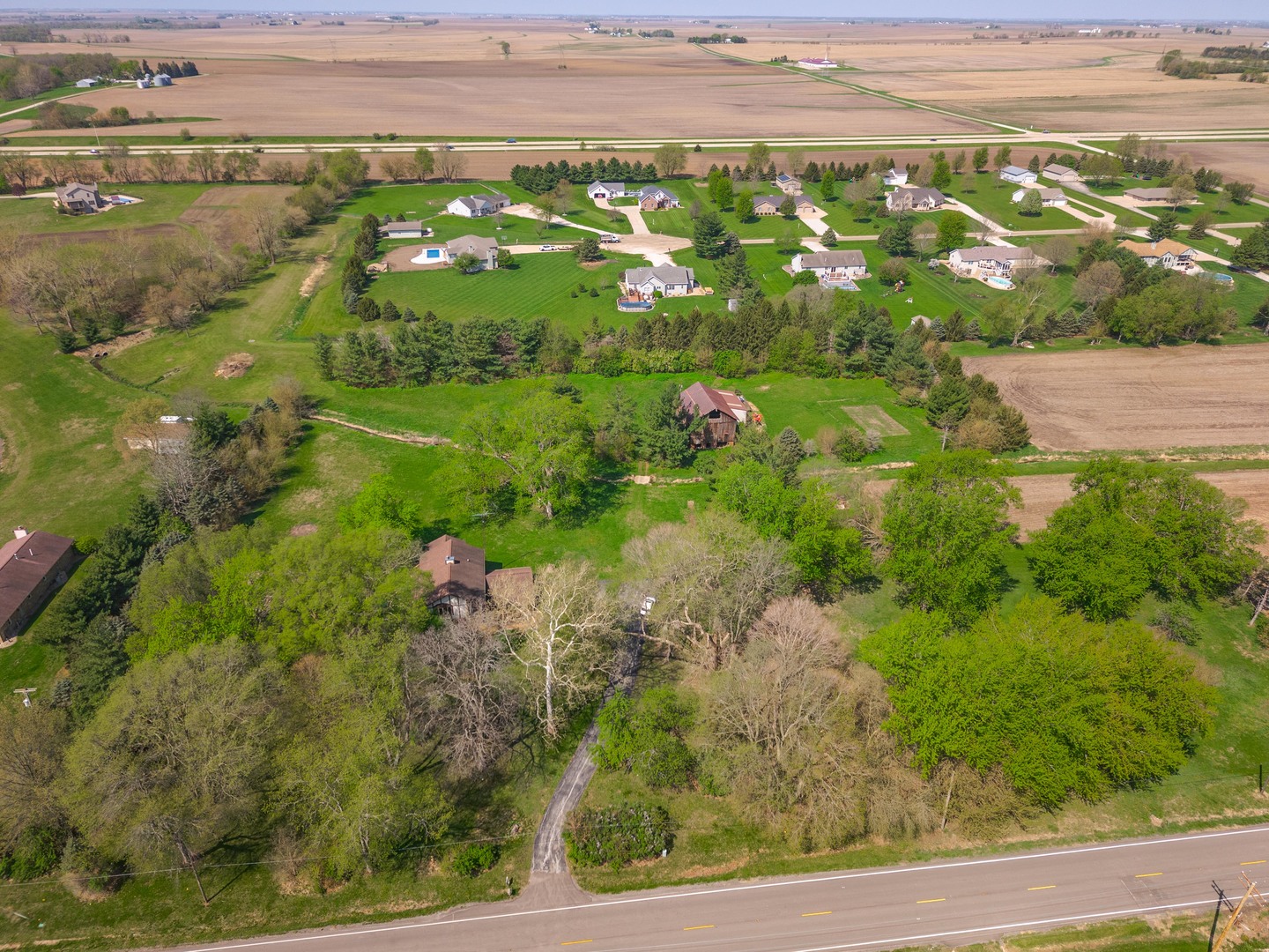 3312 N 1475 East Road, Heyworth, IL 61745