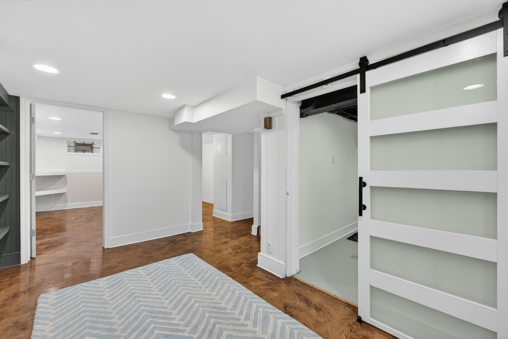 5205 N Osceola Avenue, Chicago, IL 60656