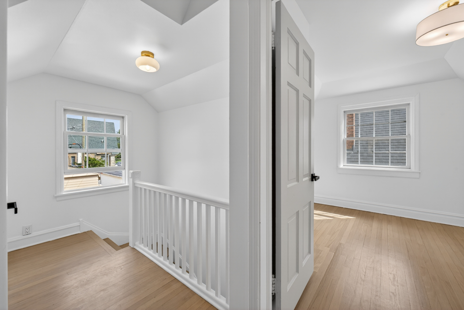 5205 N Osceola Avenue, Chicago, IL 60656