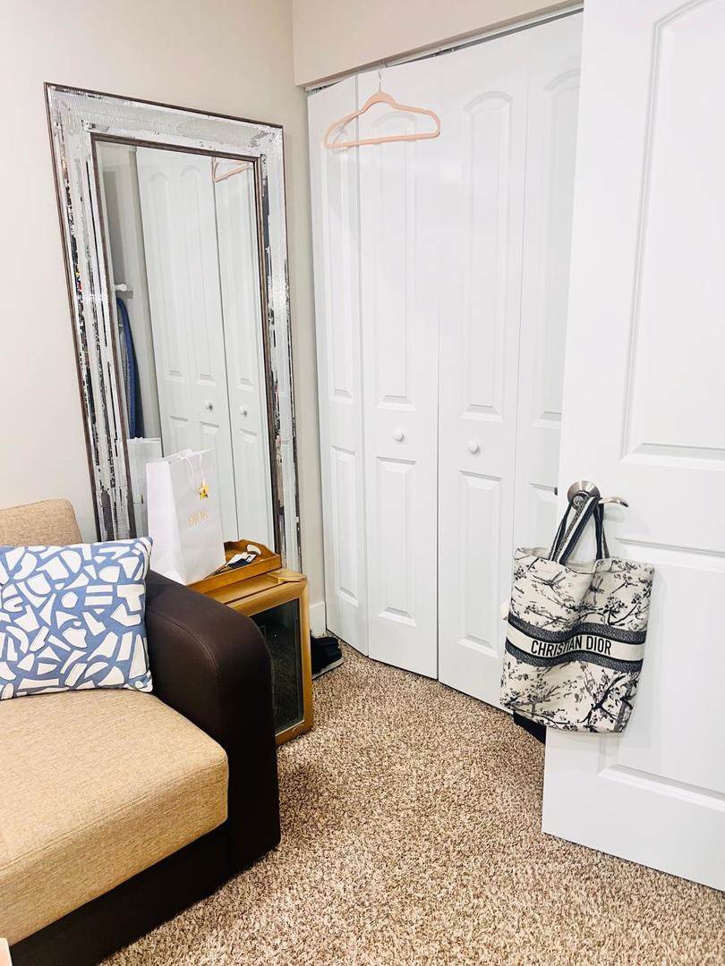 1174 N Chesapeake Lane, Palatine, IL 60074