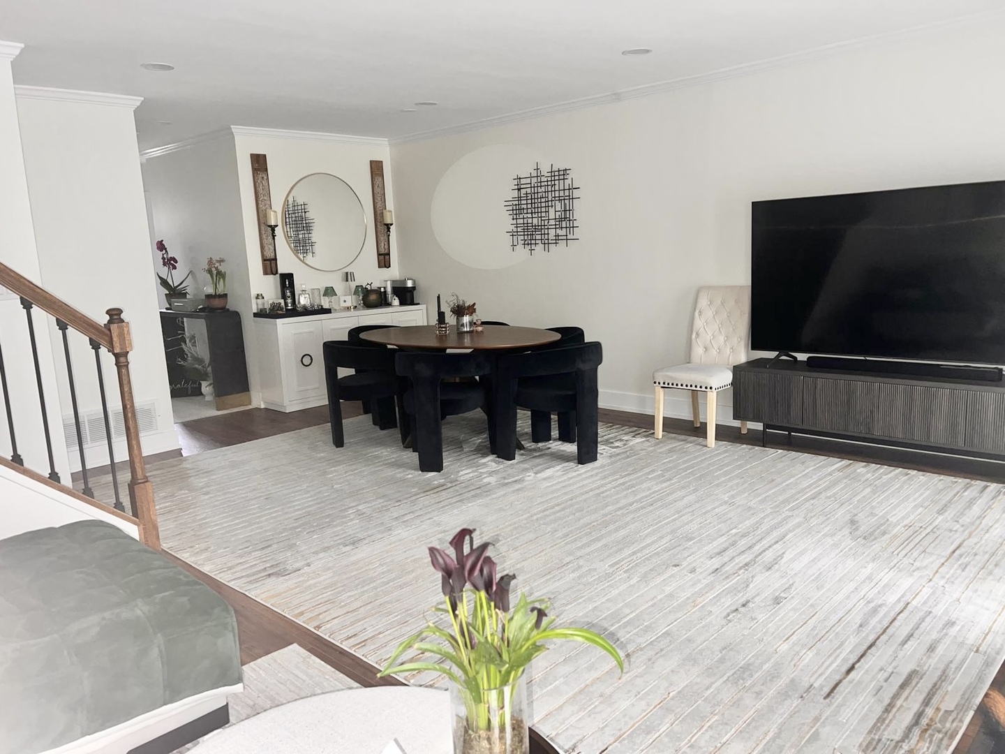 1174 N Chesapeake Lane, Palatine, IL 60074