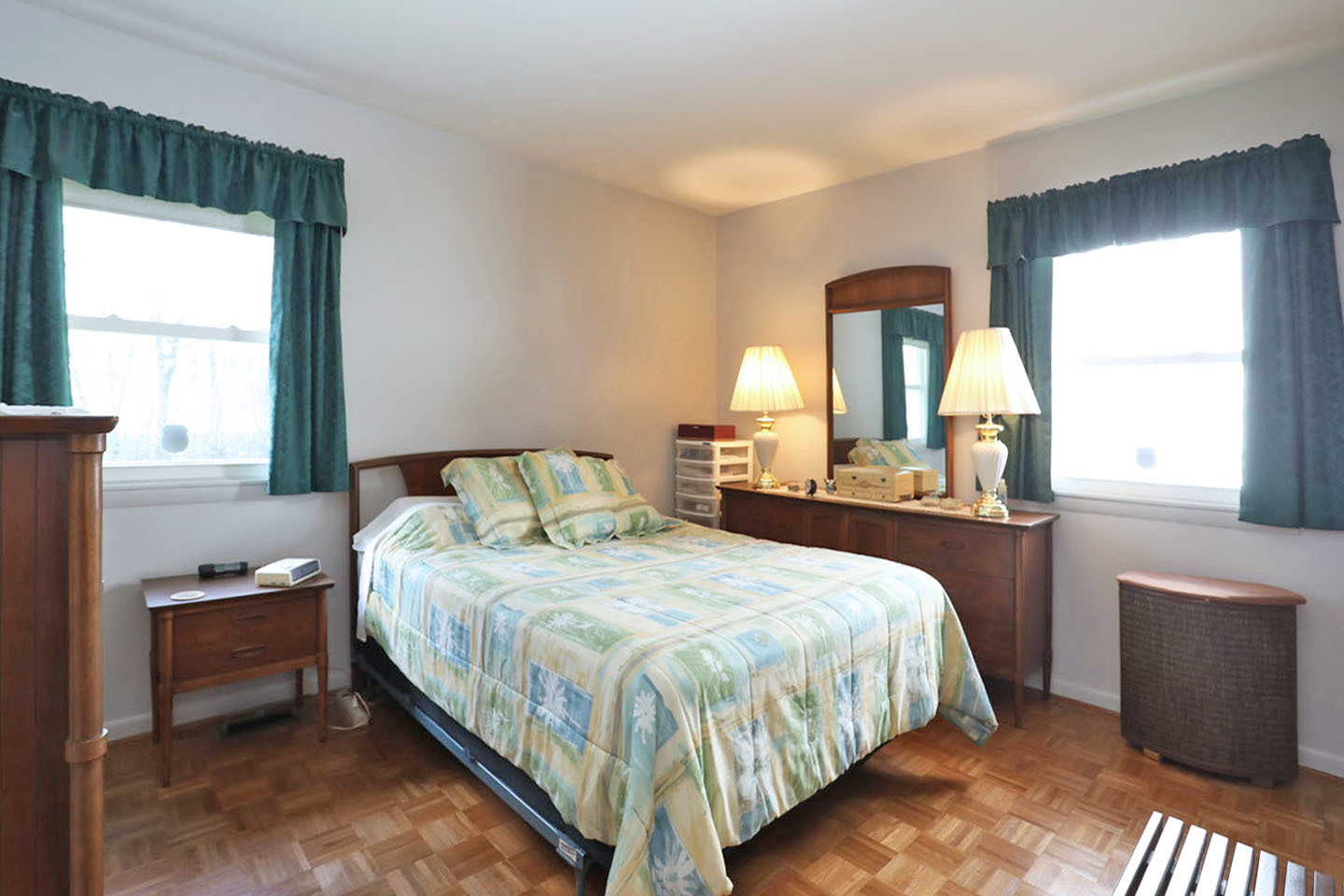 65 Lonsdale Road, Elk Grove Village, IL 60007