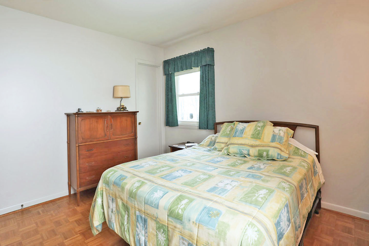 65 Lonsdale Road, Elk Grove Village, IL 60007