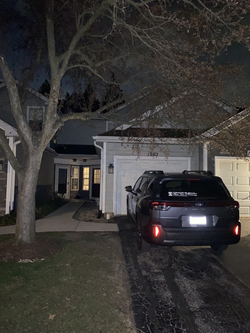 1293 Cranbrook Drive, Schaumburg, IL 60193