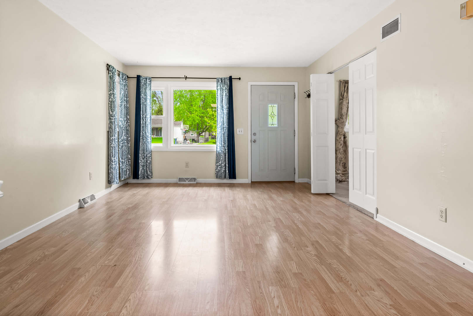 407 N WESTERN Avenue, Minier, IL 61759