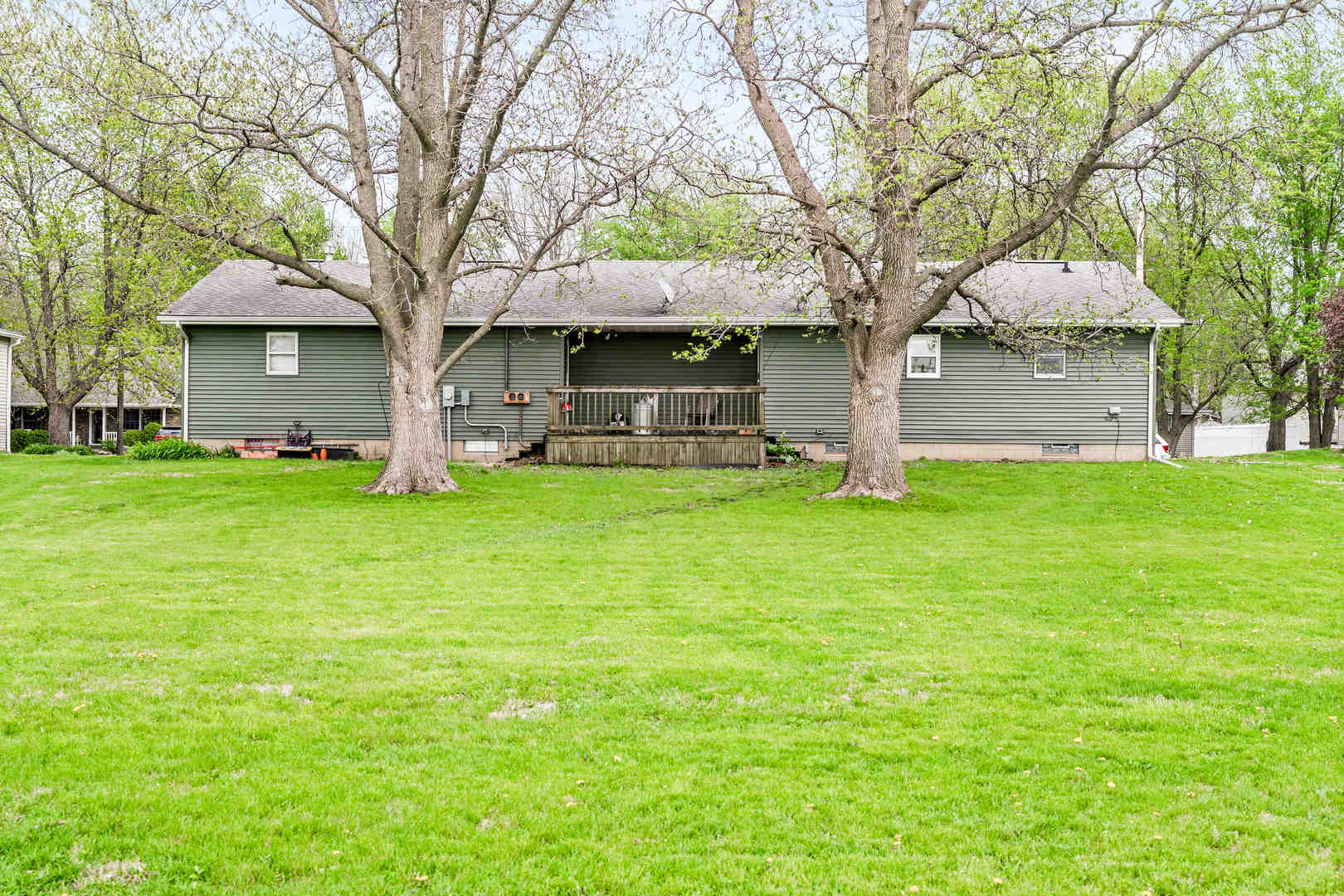 407 N WESTERN Avenue, Minier, IL 61759