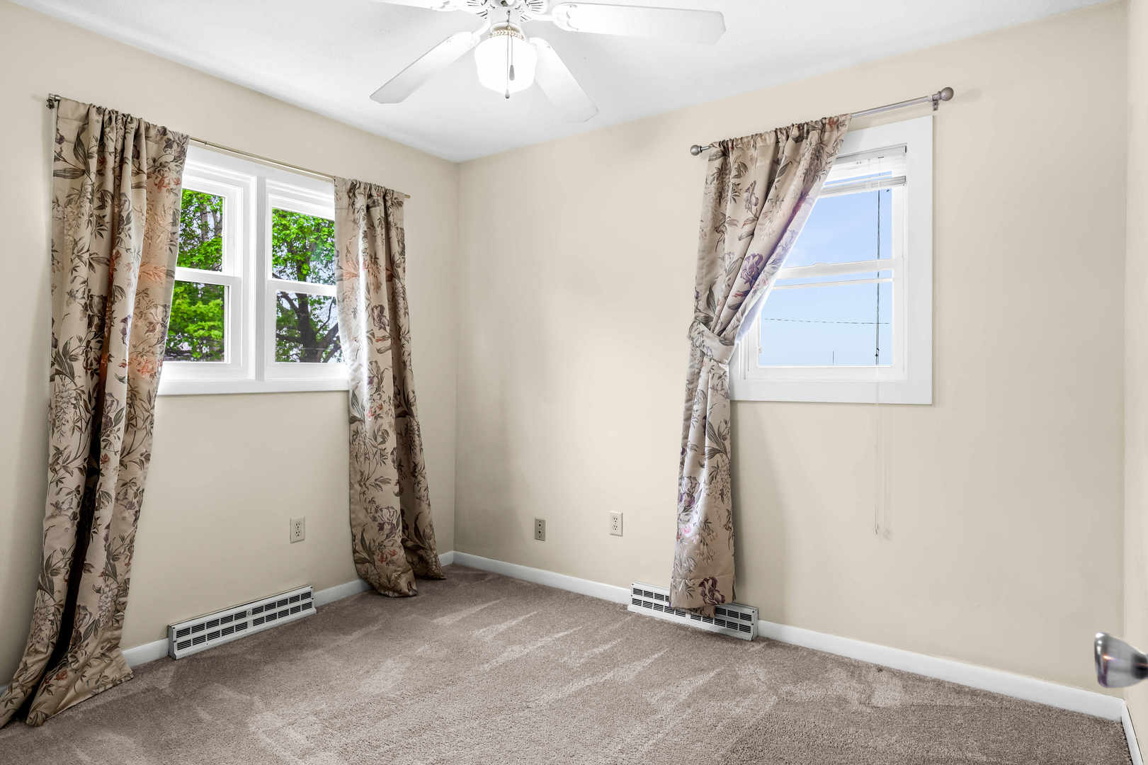 407 N WESTERN Avenue, Minier, IL 61759