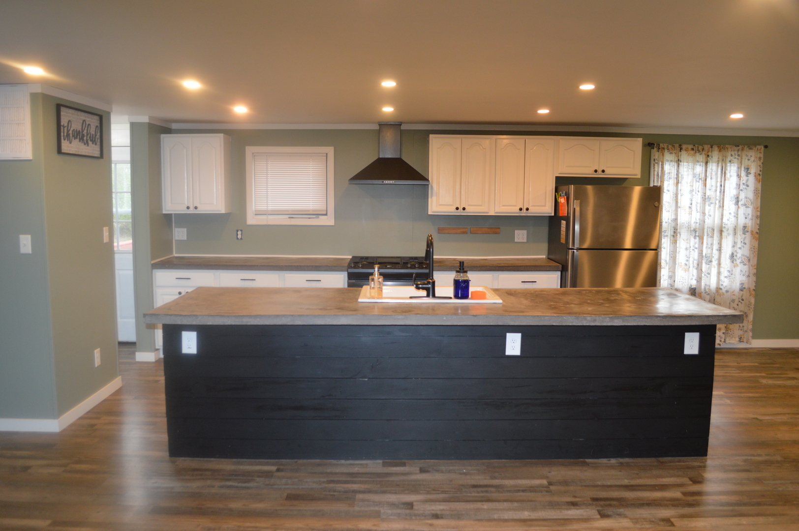 460 E Hill Street, Tiskilwa, IL 61368