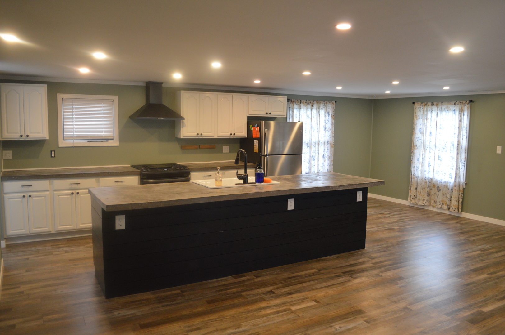 460 E Hill Street, Tiskilwa, IL 61368