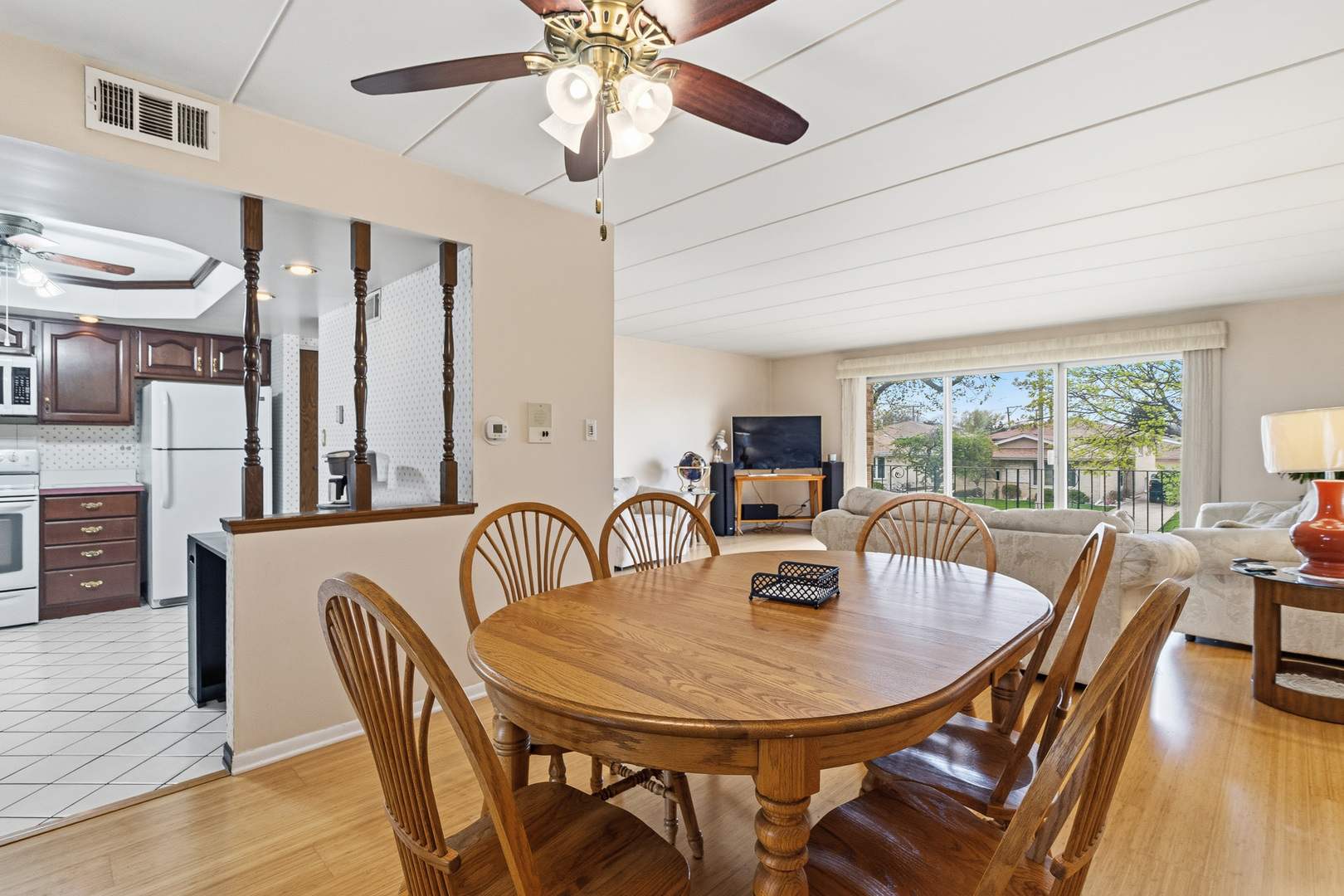 10221 S Komensky Avenue #1E, Oak Lawn, IL 60453