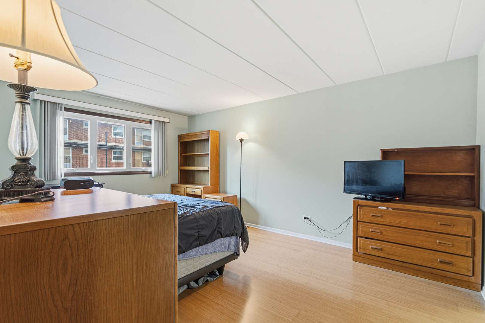 10221 S Komensky Avenue #1E, Oak Lawn, IL 60453