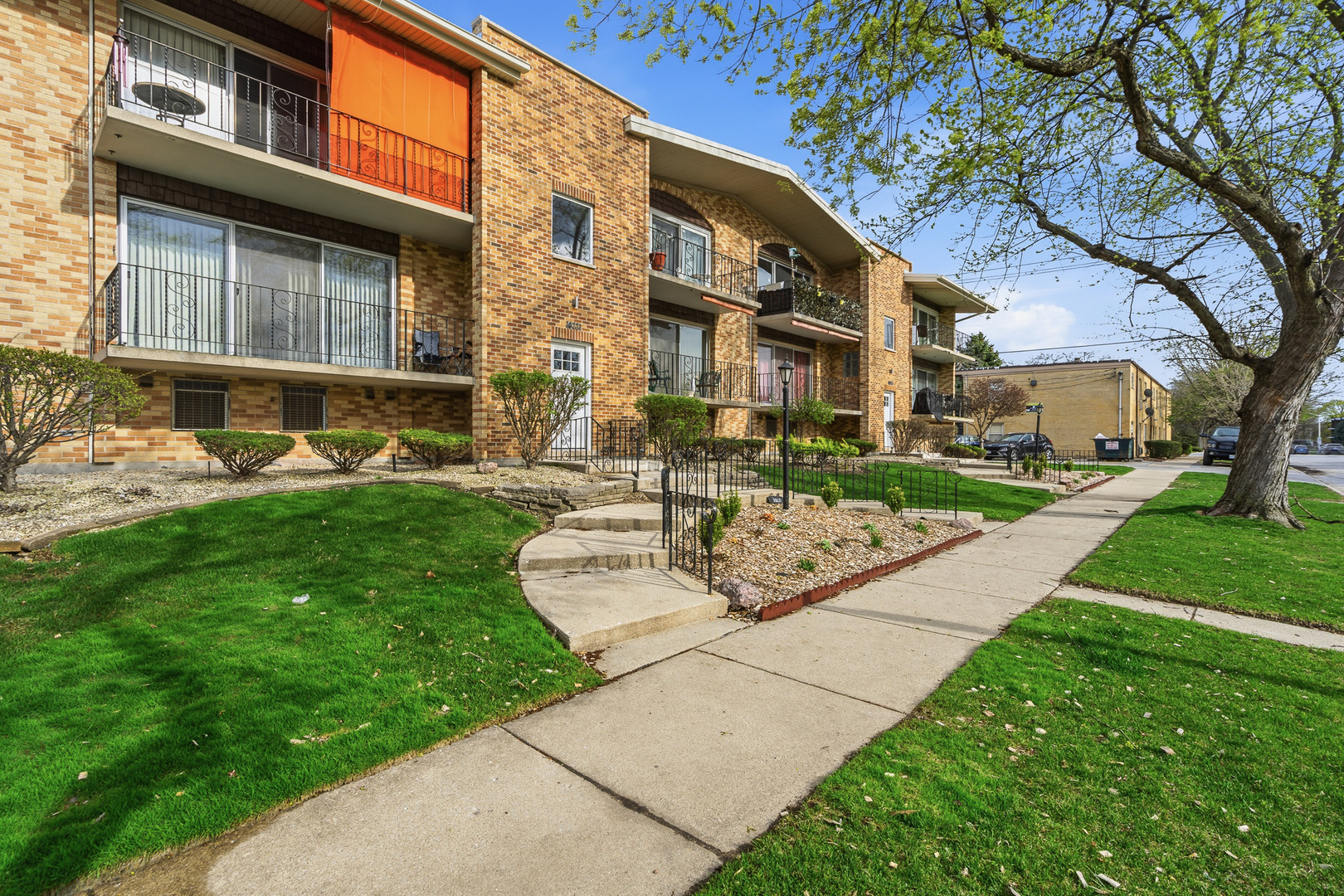 10221 S Komensky Avenue #1E, Oak Lawn, IL 60453