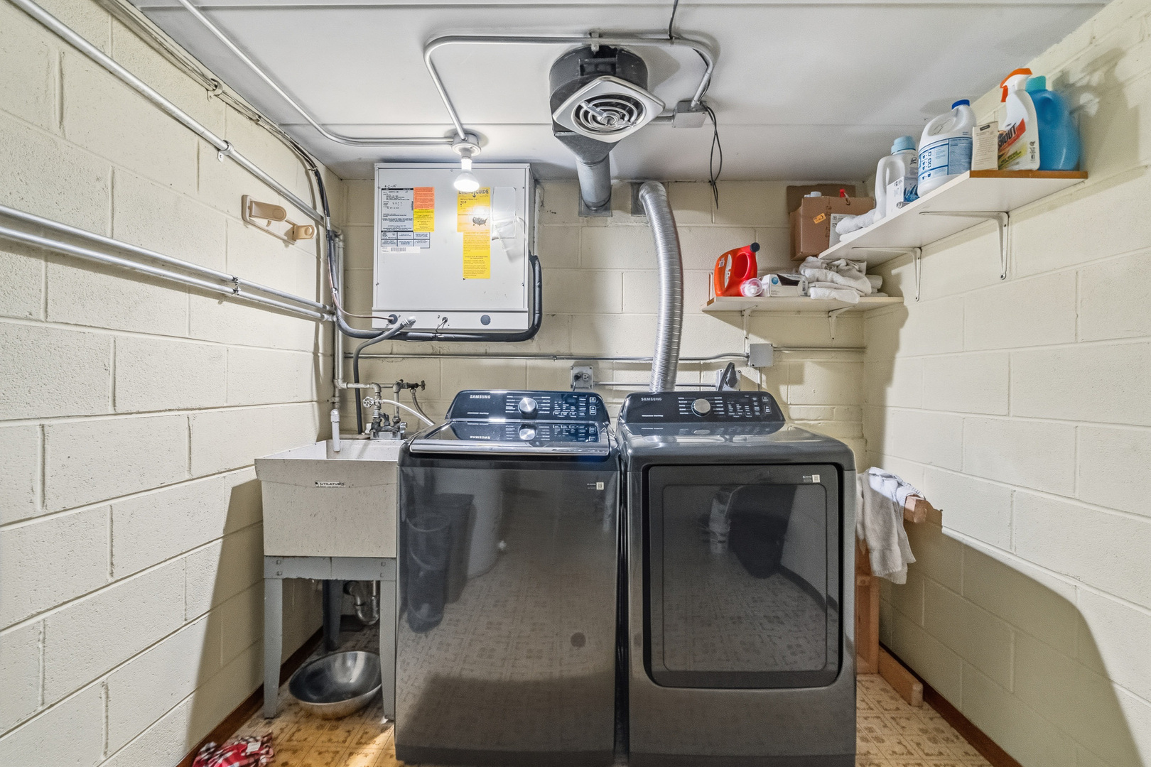 10221 S Komensky Avenue #1E, Oak Lawn, IL 60453