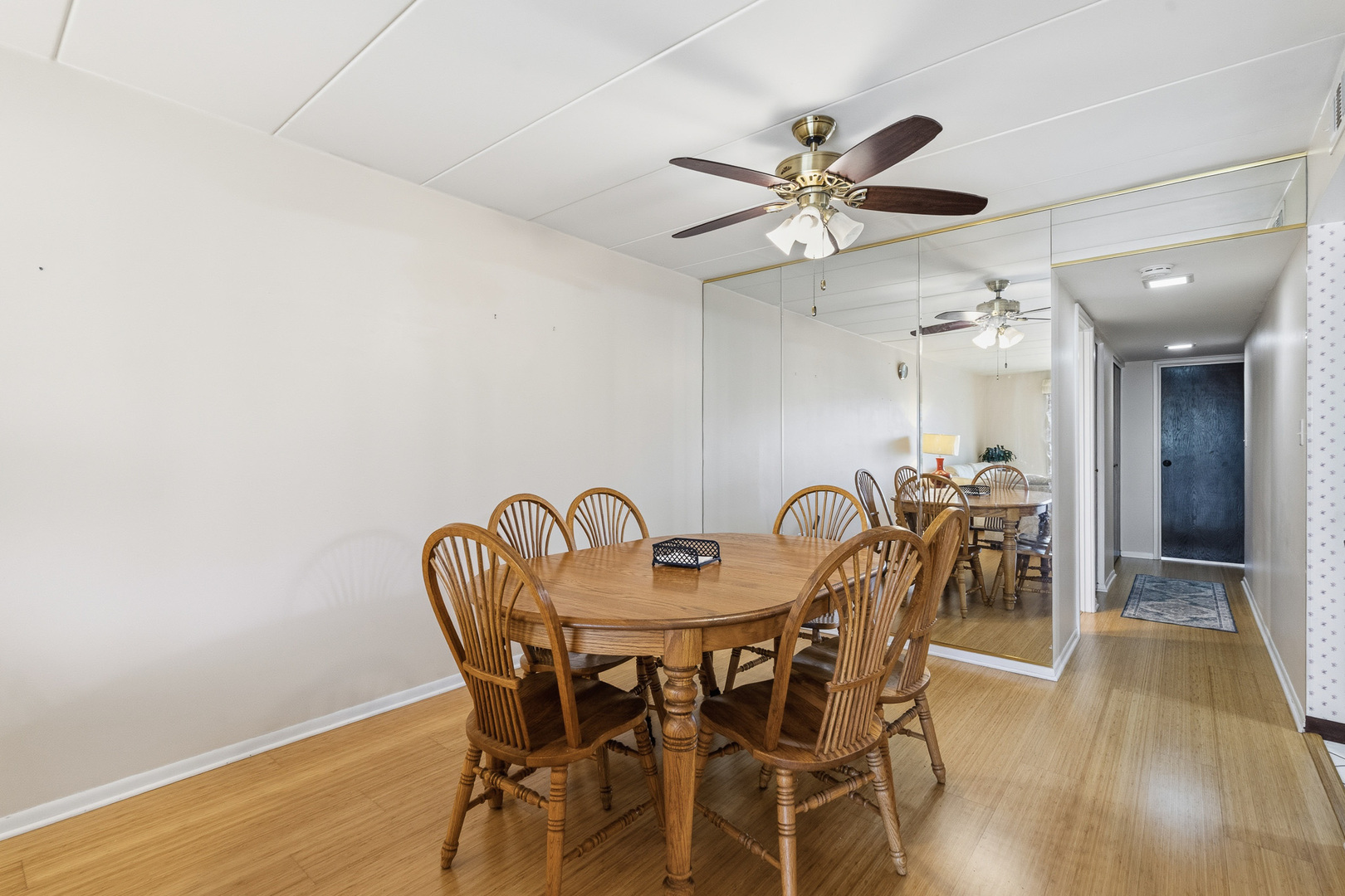 10221 S Komensky Avenue #1E, Oak Lawn, IL 60453