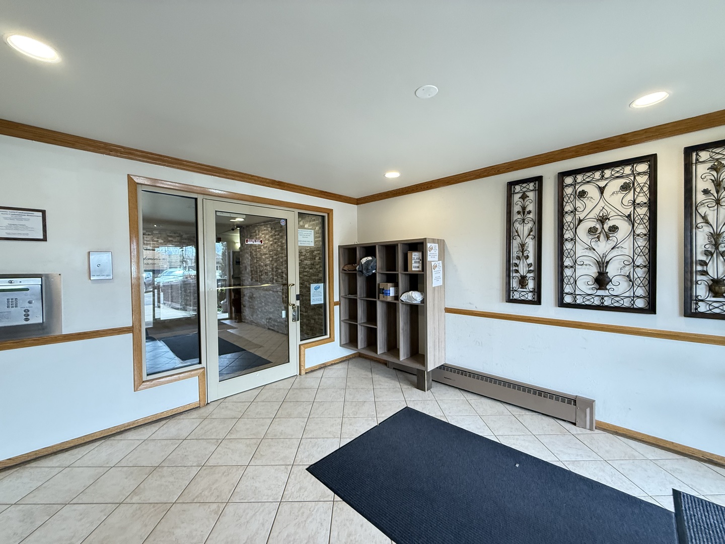 650 Murray Lane #416, Des Plaines, IL 60016