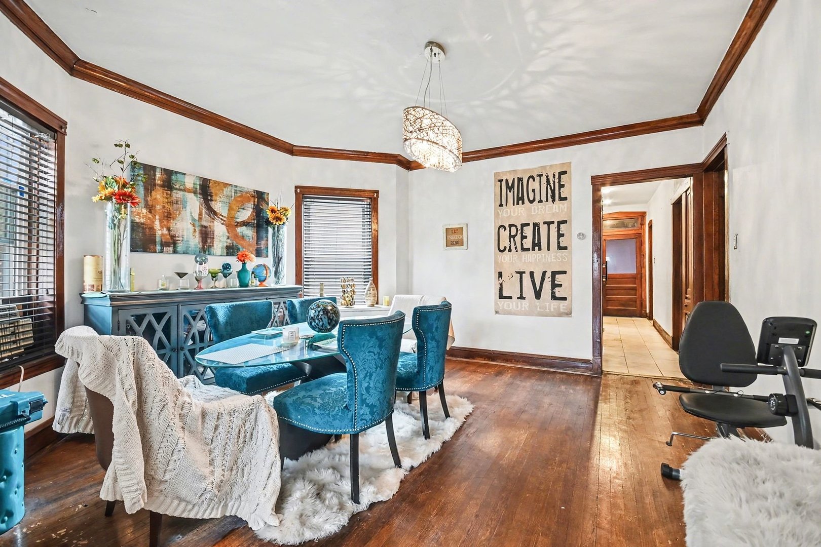 1216 N MASON Avenue, Chicago, IL 60651