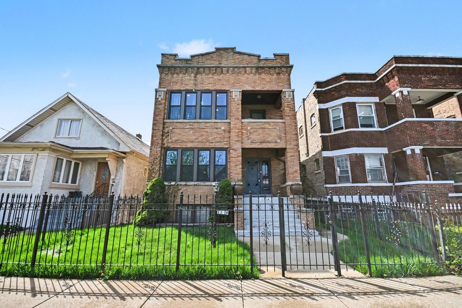 1216 N MASON Avenue, Chicago, IL 60651