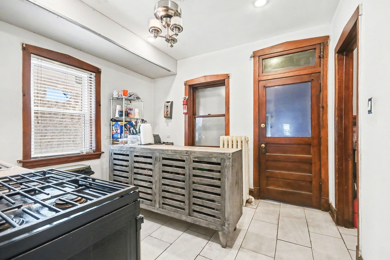 1216 N MASON Avenue, Chicago, IL 60651