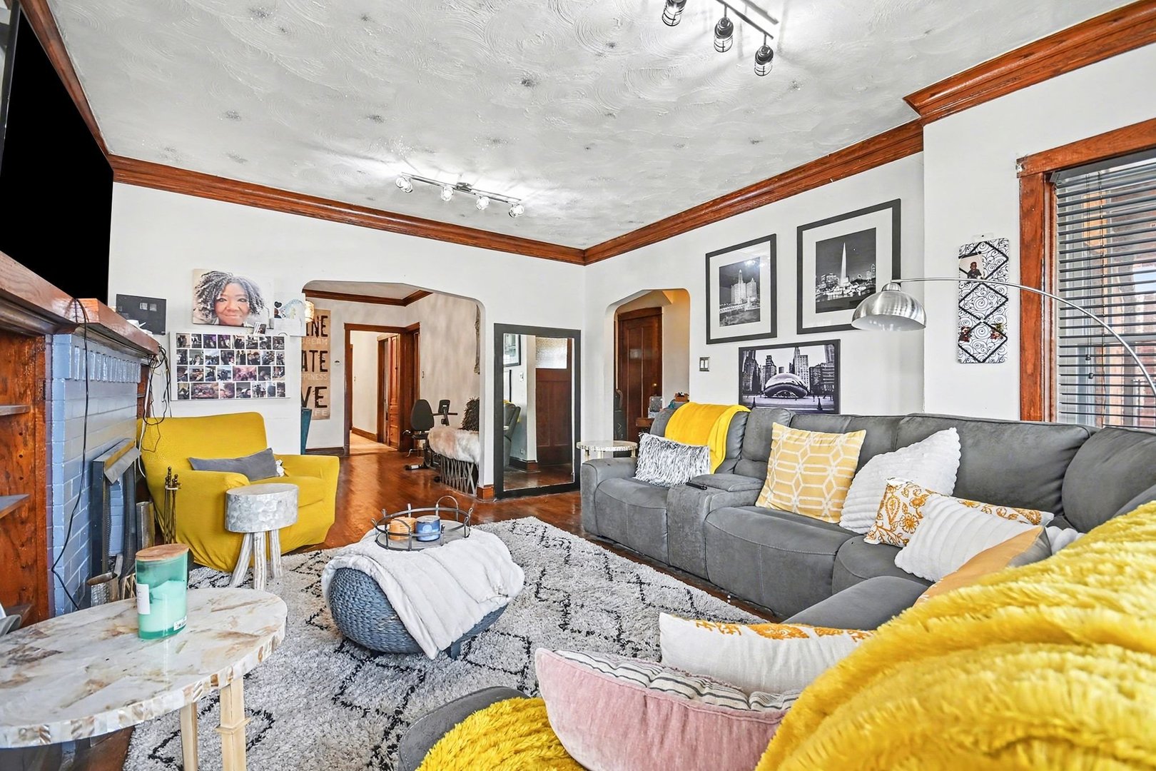 1216 N MASON Avenue, Chicago, IL 60651