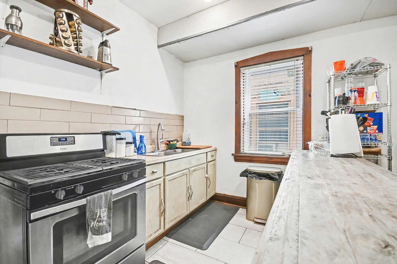 1216 N MASON Avenue, Chicago, IL 60651