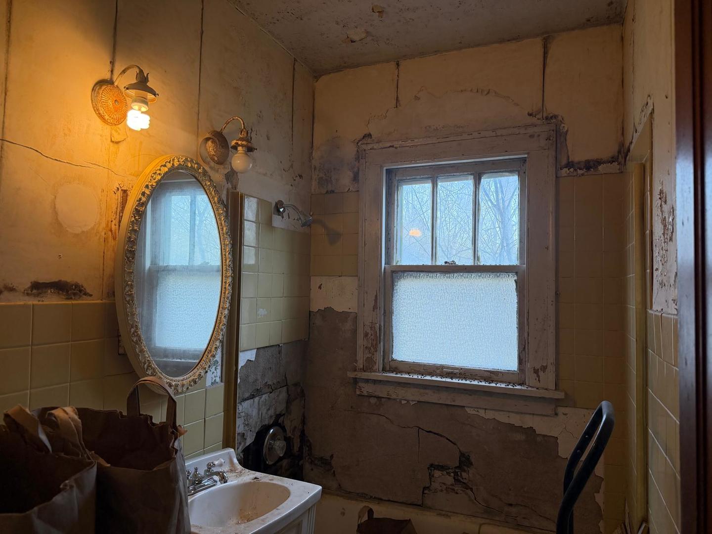 10802 W York House Road, Beach Park, IL 60087